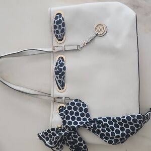 Michael Kors Pure White, Navy and Gold Tote! Perfect work or travel bag!